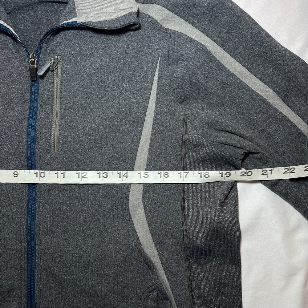 Lululemon Men’s Lightweight Jacket - Grey - Size Medium - Picture 3 of 9